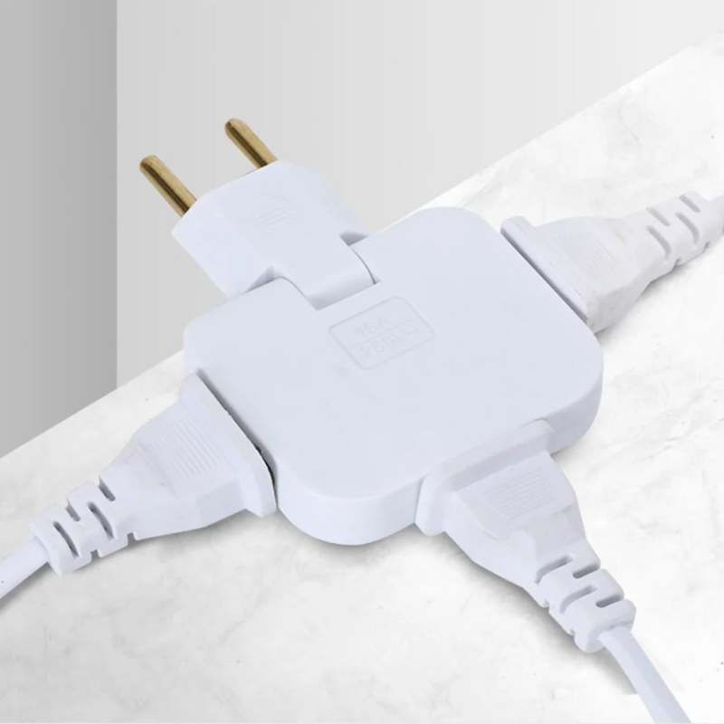 Compact and Stylish Universal Power Strip