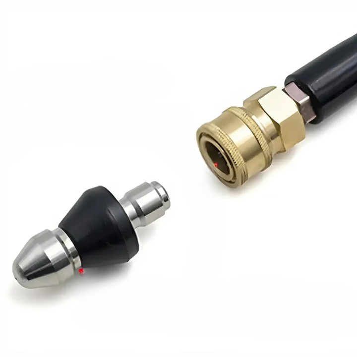 High pressure nozzle for cleaning